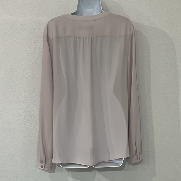 LOFT Blouse Size L - Picture 4 of 5